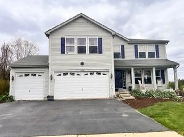 1004 Kennedy Dr, Kirkland, IL 60146