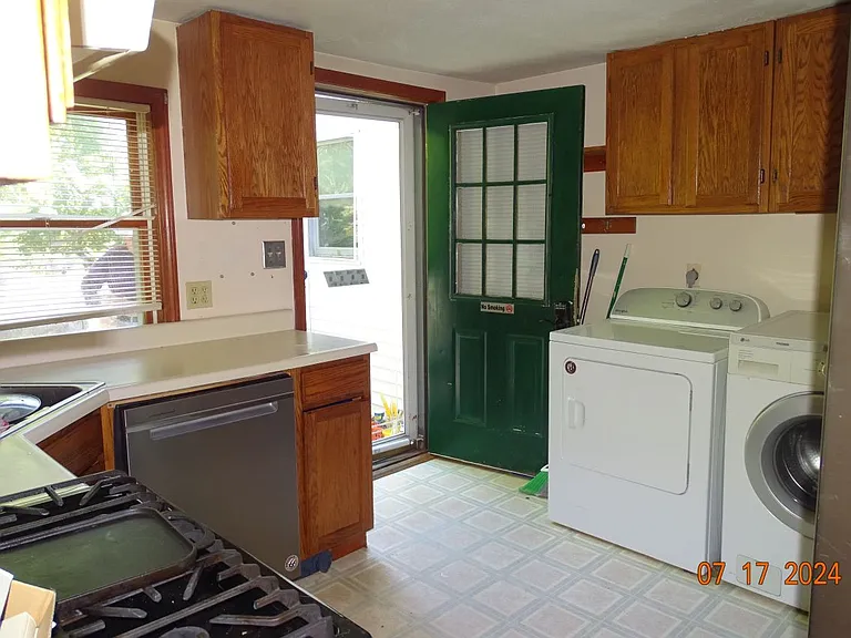 410 Bald Hill Rd #A — Photo 6