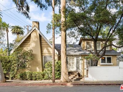 848 N Doheny Dr, West Hollywood, CA, 90069