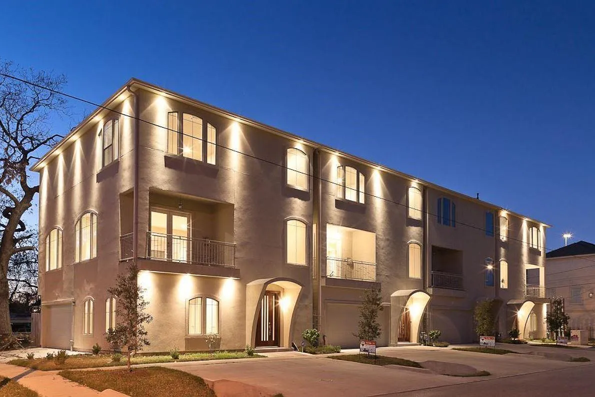 4 bed, 3.5 bath, 2994 sqft, $3,550 — Photo 1