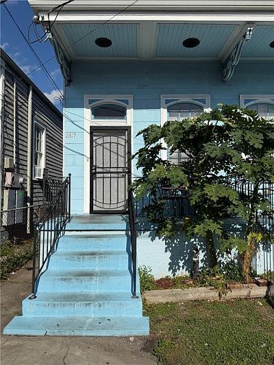 1st image of 2617 Palmyra St