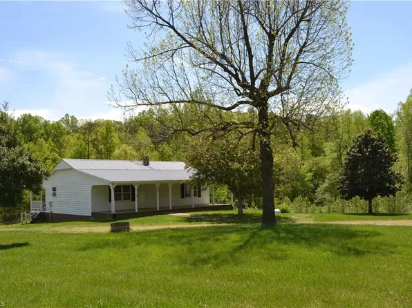 368 Mosley Loop, Mayodan, NC 27025