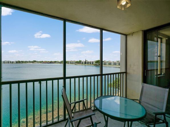 113 Lake Emerald Dr APT 404
