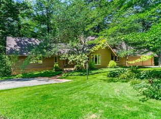 397 Green Hollow Dr, Pataskala, OH 43062