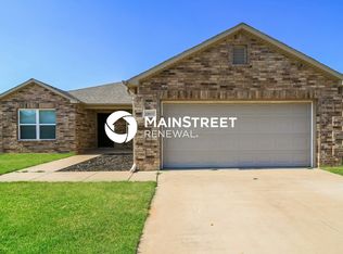 10831 NE 8th Ter, Midwest City, OK 73130