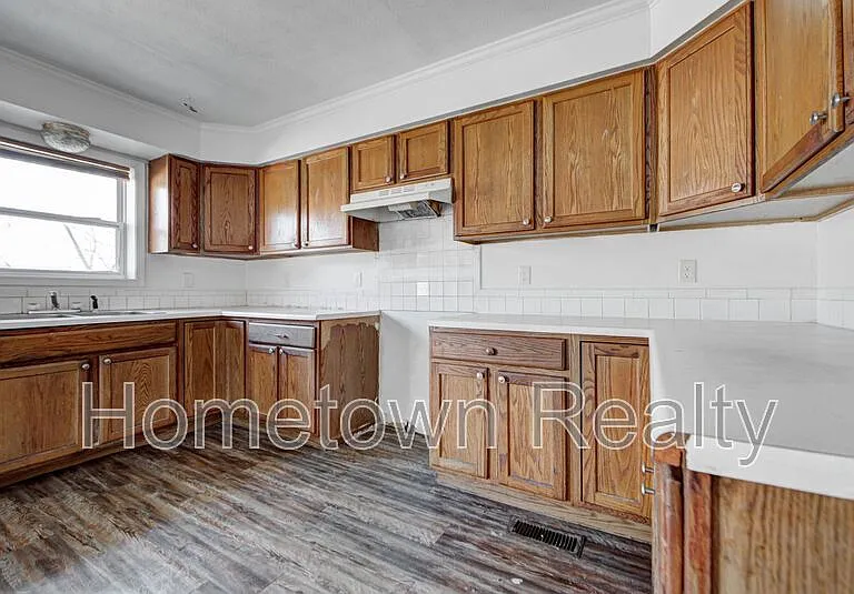 2701 S Phillips Ave — Photo 15