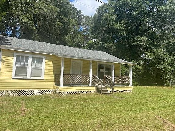 3rd image of 6484 Hayfield Rd