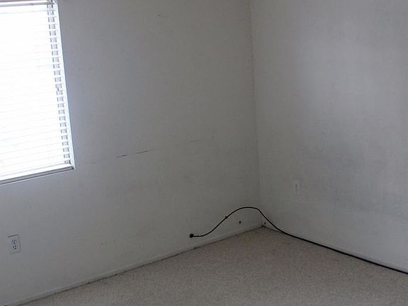 4th image of 47800 Madison St Unit 214