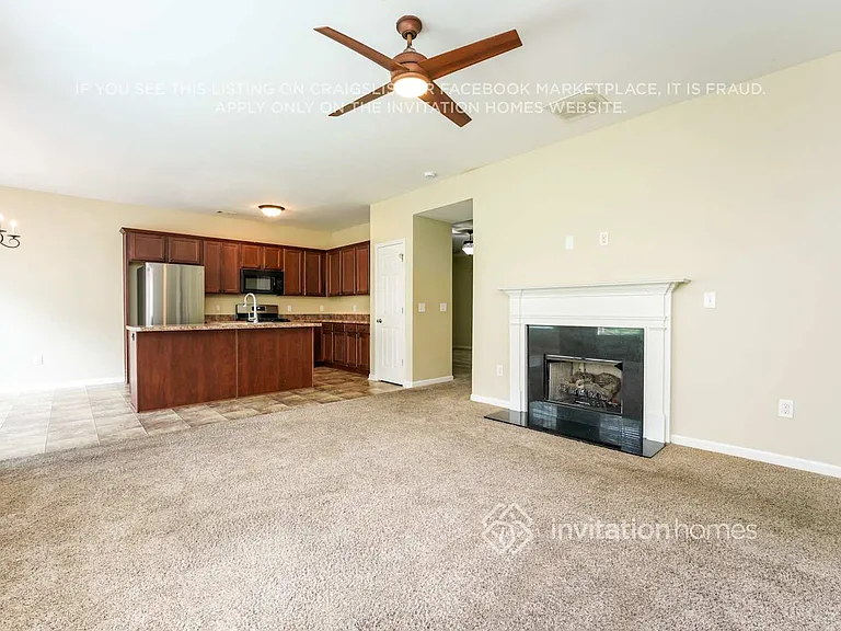 2472 Folsom St — Photo 9