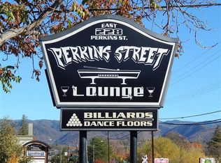 228 E Perkins St, Ukiah, CA 95482