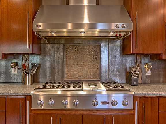 Now THIS is a place to cook!