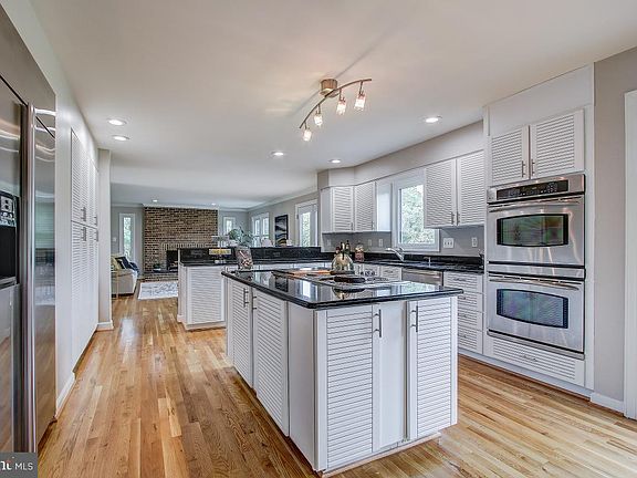 2nd image of 21113 Cozy Ct