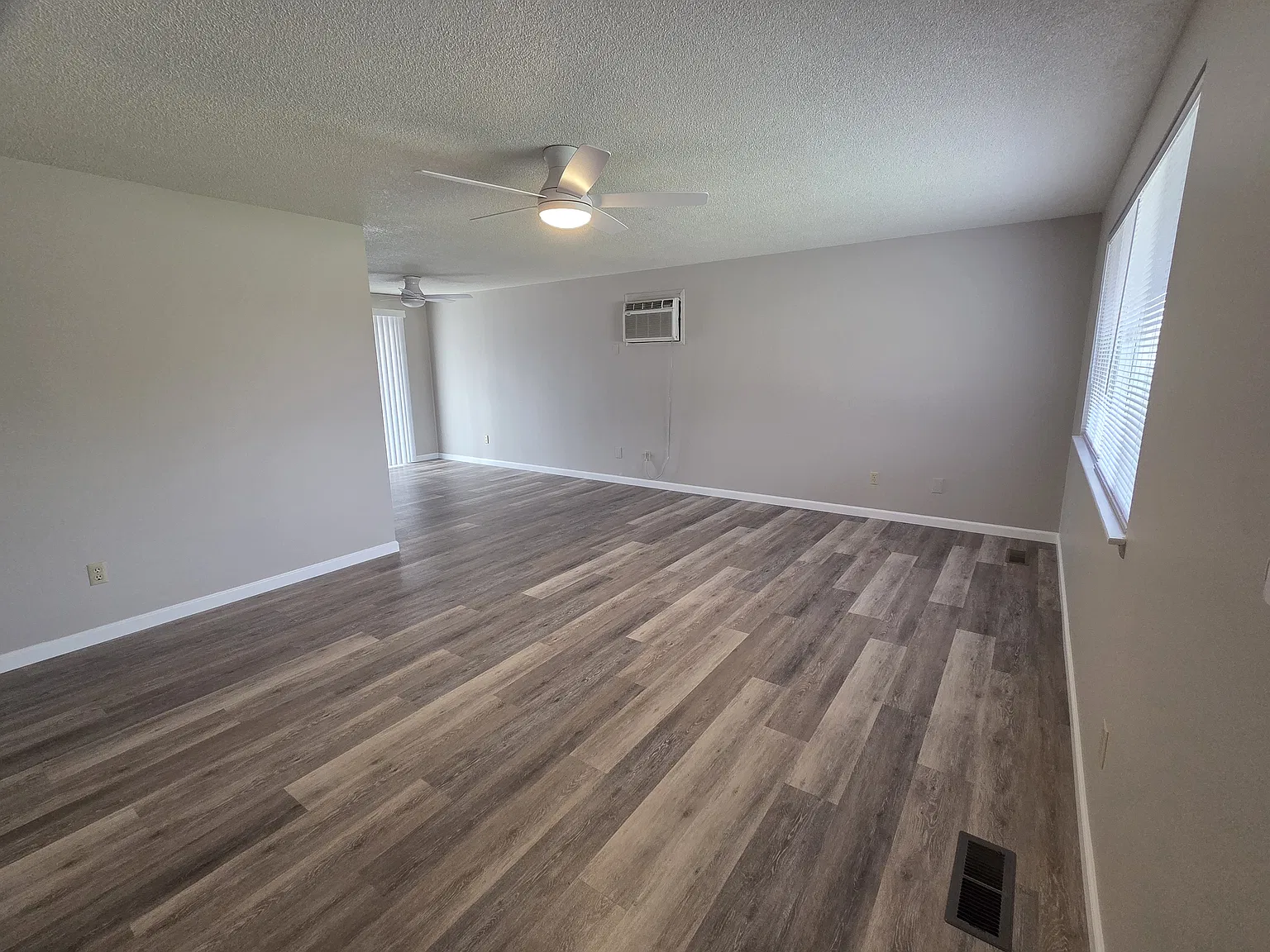 1/2 Maclaren Way, Yakima — Photo 4