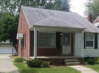 20410 Beaufait St, Harper Woods, MI 48225