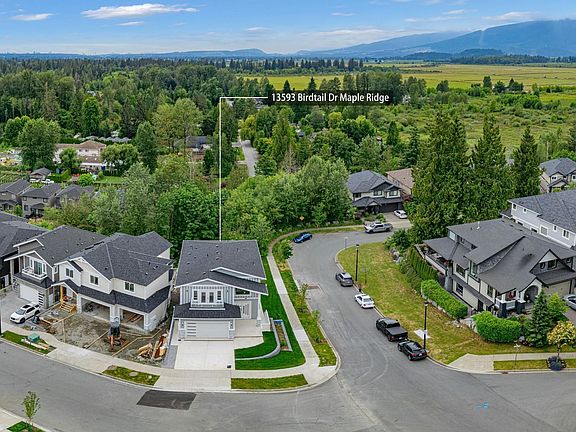 3rd image of 13593 Birdtail Dr