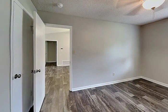 2215 Medlin Ct — Photo 9