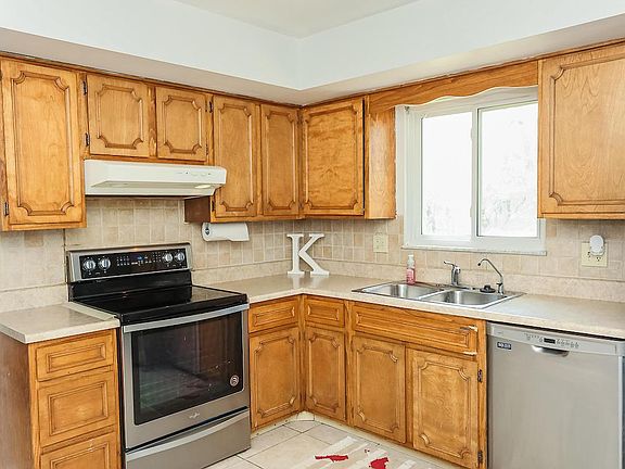5th image of 1399 Cranwood Dr