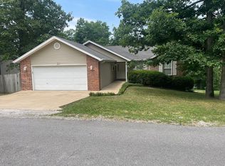 32 Headley Dr, Bella Vista, AR 72714