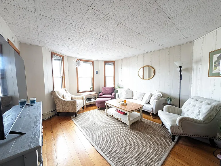 513 E 3rd St #513 — Photo 3