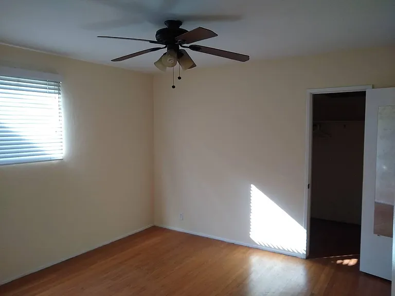 1311 E 1st St #1 — Photo 8