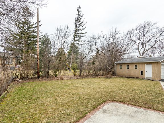 4th image of 142 Fernwood Dr