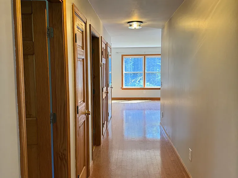 Caron Pl — Photo 12