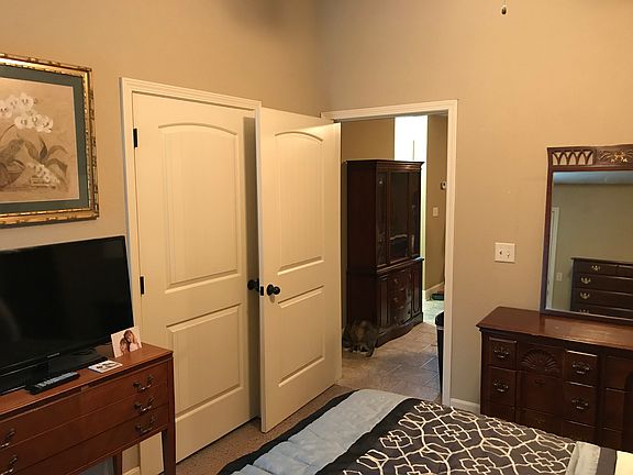 3rd image of 13632 Oak Valley Dr