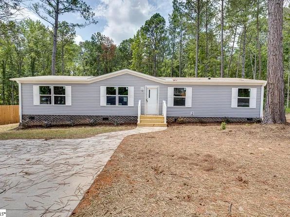 108 Heatherwood Dr, Gray Court, SC 29645