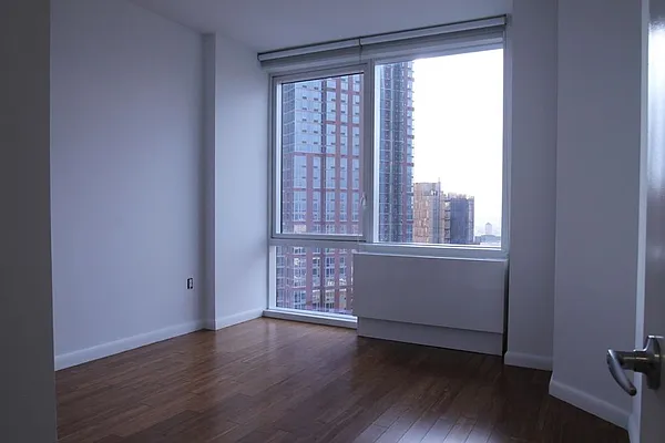 Rented by The Dermot Realty Management Company | media 60