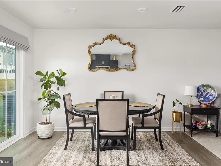 130 Calais Pl — Photo 18