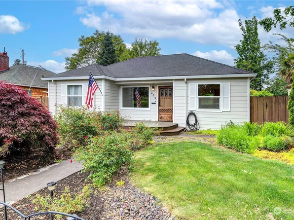 205 NW 41st Street, Vancouver, WA 98660