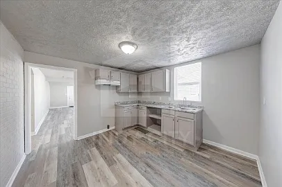 3639 N Emerson Ave — Photo 12