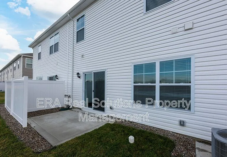 6294 Marinelli Dr S — Photo 34