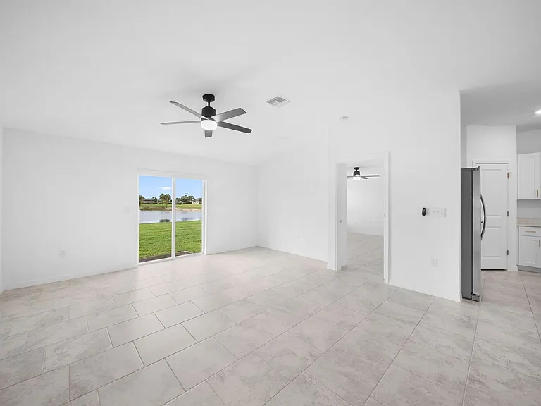 4216 Villa Rapallo Way — Photo 5