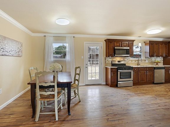 5th image of 30608 Anderson Dr