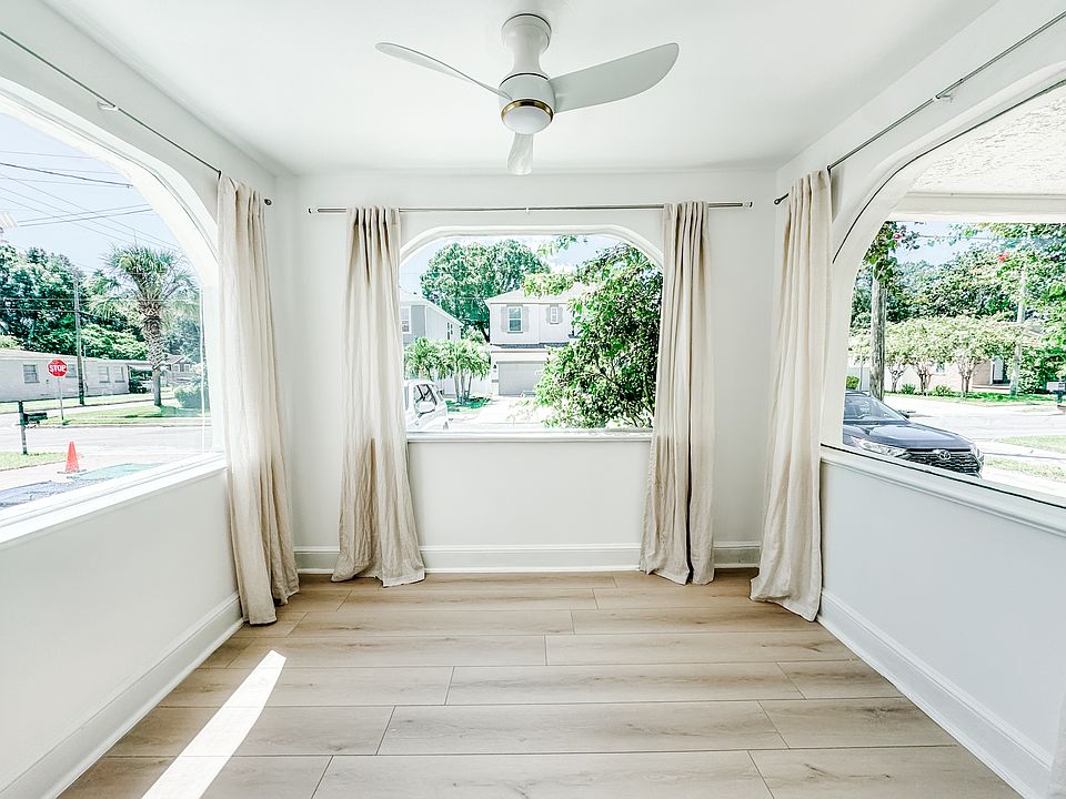 Sun-filled den/ office space