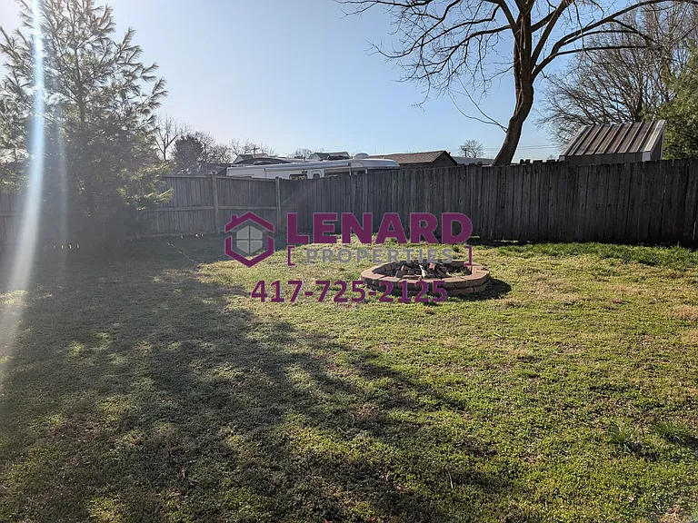 630 S Market Ave — Photo 7