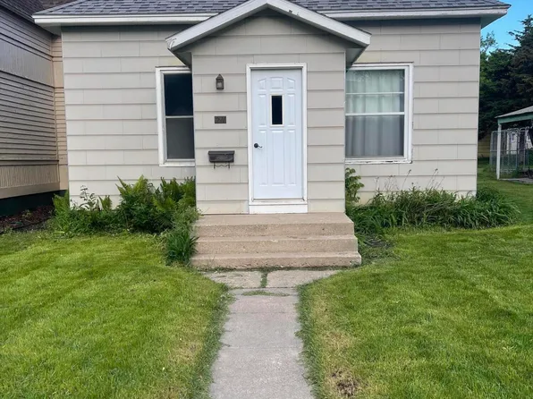 211 N Maple St, Watertown, SD 57201