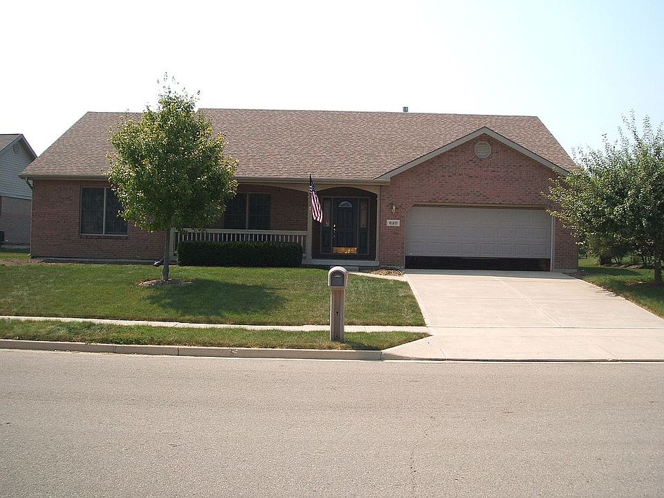 1st image of 640 Willow Creek Way