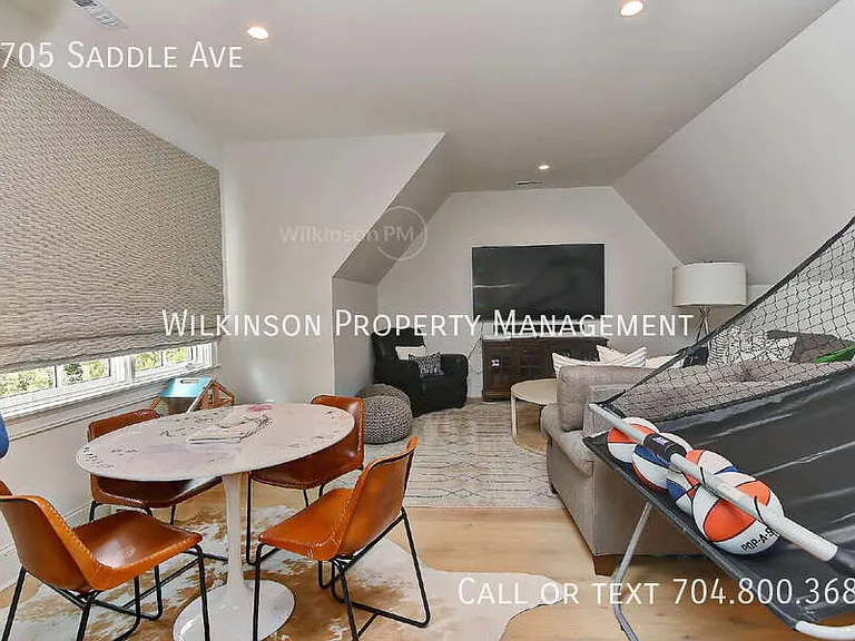 9705 Saddle Ave — Photo 65