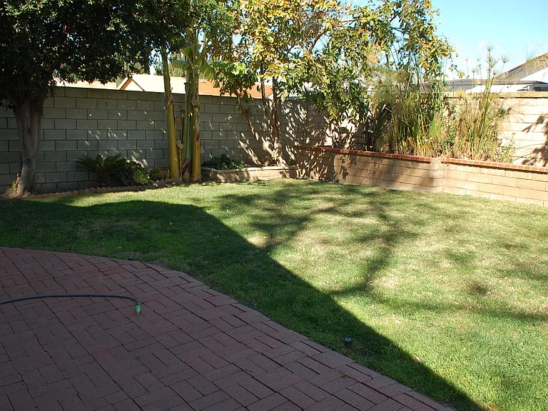 4551 Parkglen Cir — Photo 37
