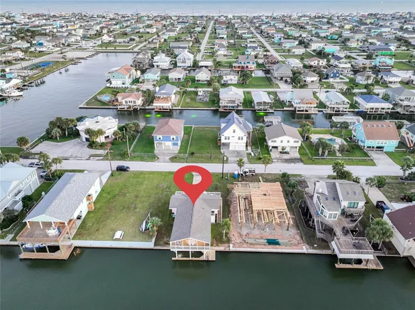 21804 Frio Dr, Galveston, TX 77554