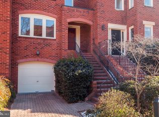 3956 Georgetown Ct NW, Washington, DC 20007