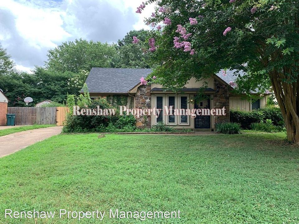 1st image of 8606 Woodbine Dr