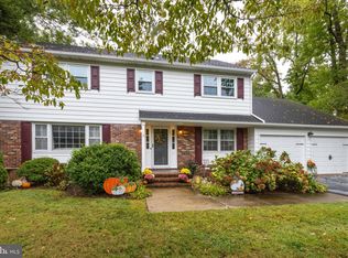 1307 Moon Dr, Yardley, PA