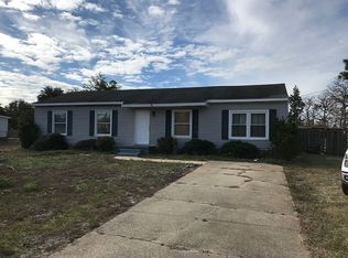 115 Freshwater Dr, Hubert, NC 28539