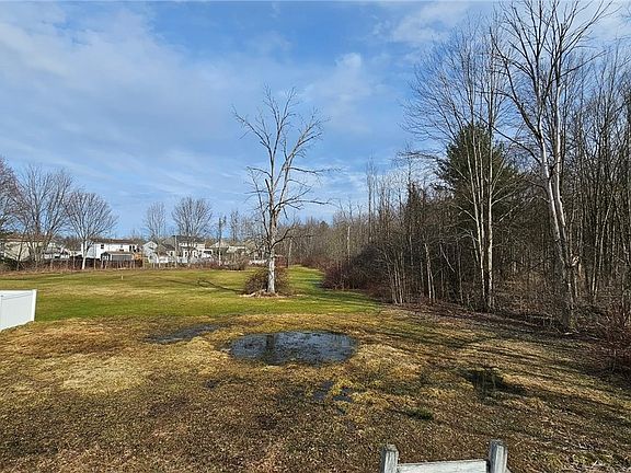 3rd image of 9446 Bear Springs Rd