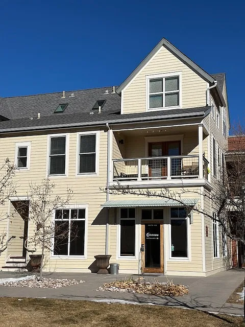405 Mason Ct #212-212-212