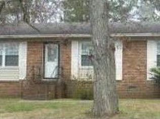 2808 Newark Dr, Raleigh, NC 27610