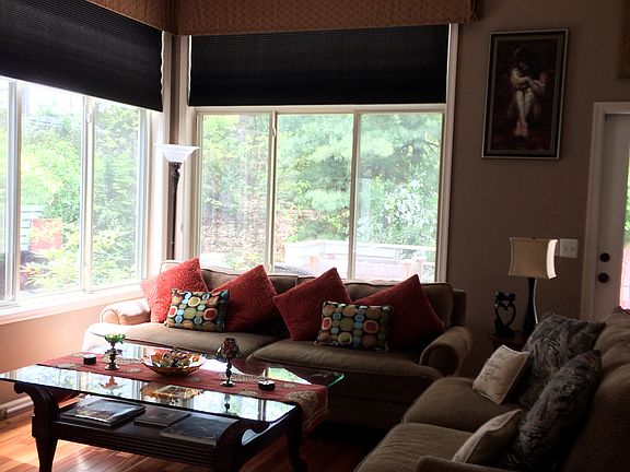 3rd image of 4 Tannery Hill Dr